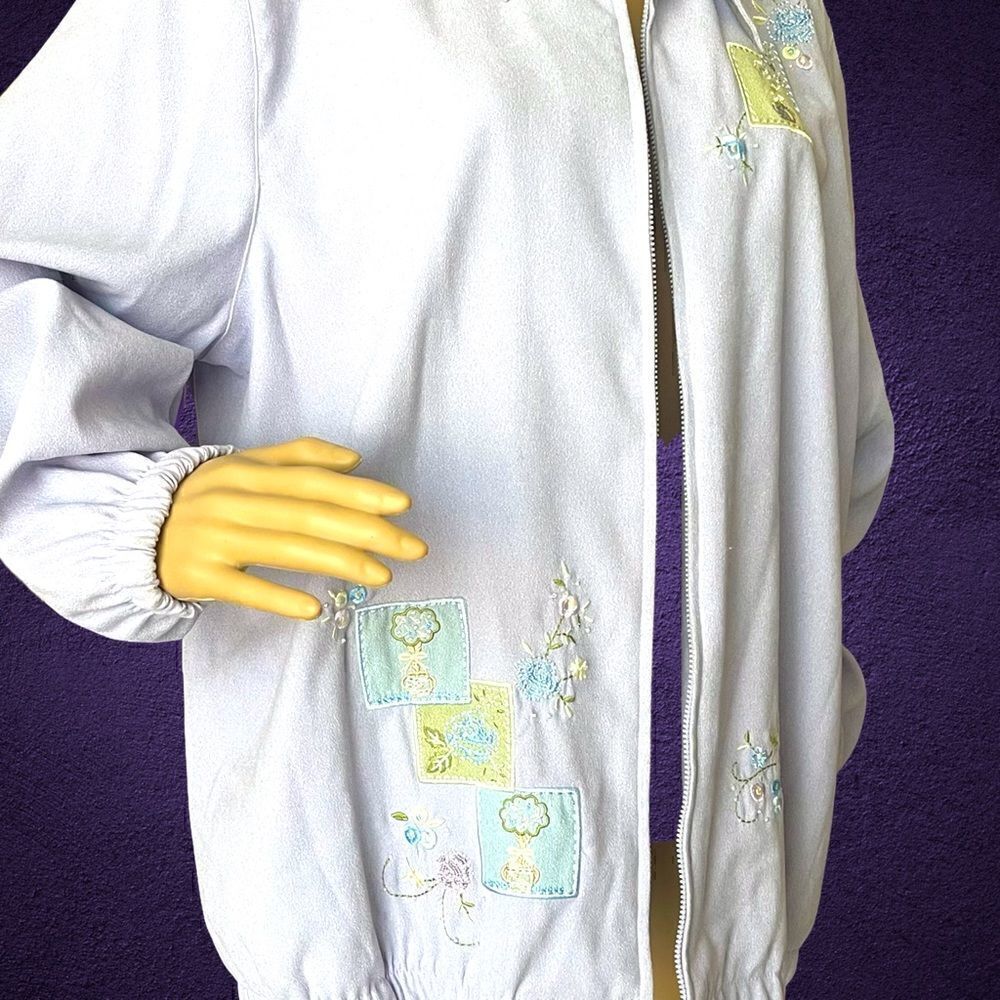 Lavender jacket   - Picture 2 of 9